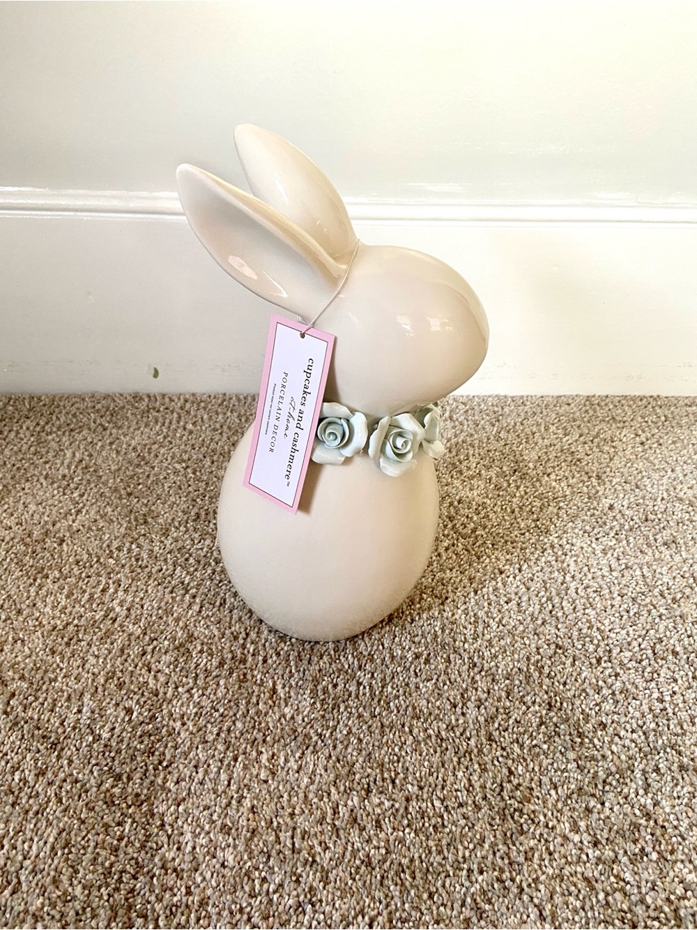 NWT Cupcakes and Cashmere Easter Bunny Figurine with Rose Collar Blue - Picture 4 of 15